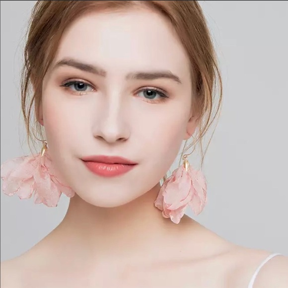 Tulip flower silk earrings romantic tassel drops - Picture 7 of 7